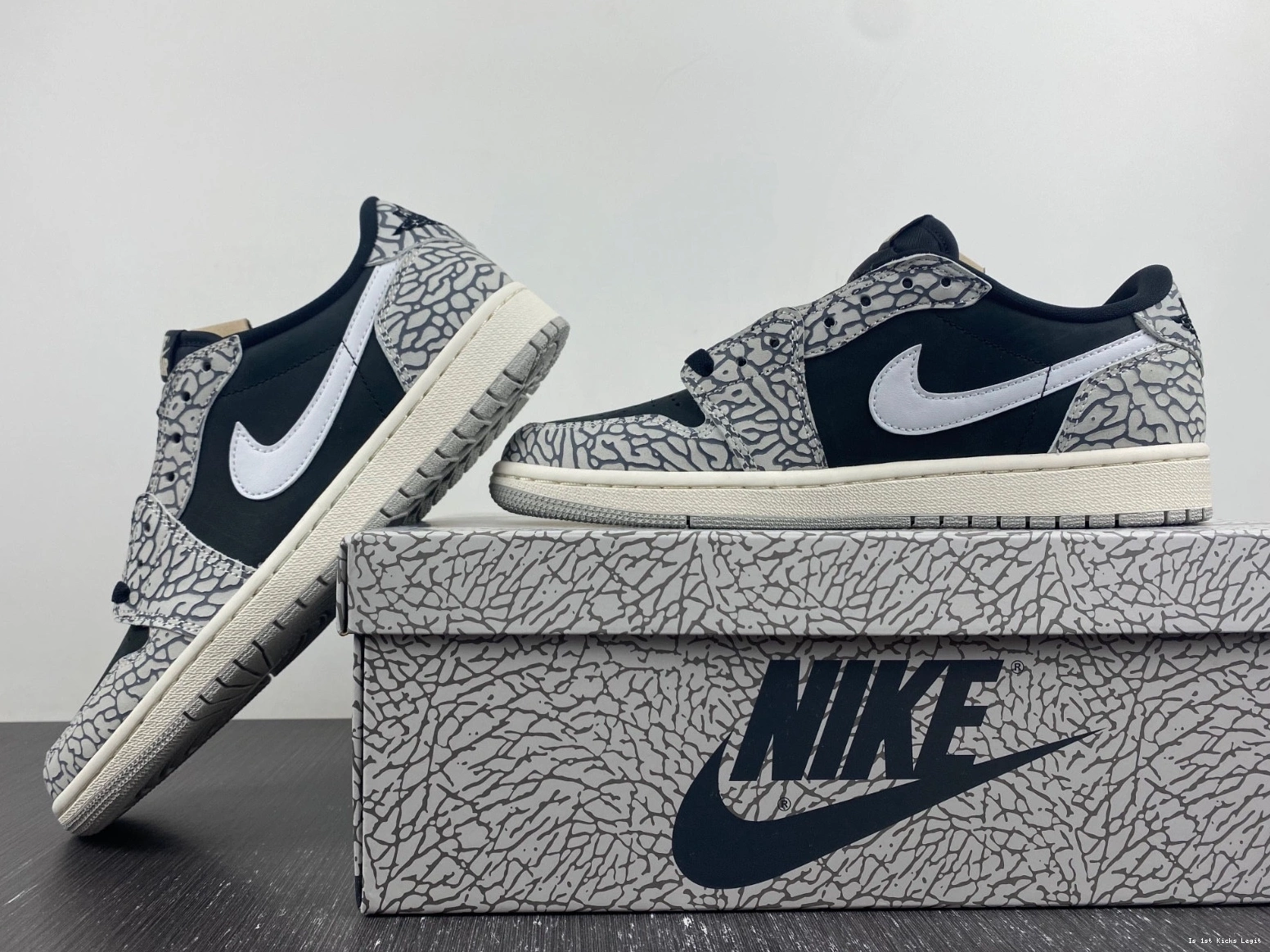 CZ0790-001 OG Black Jordan Low Retro Cement 1 - 0323